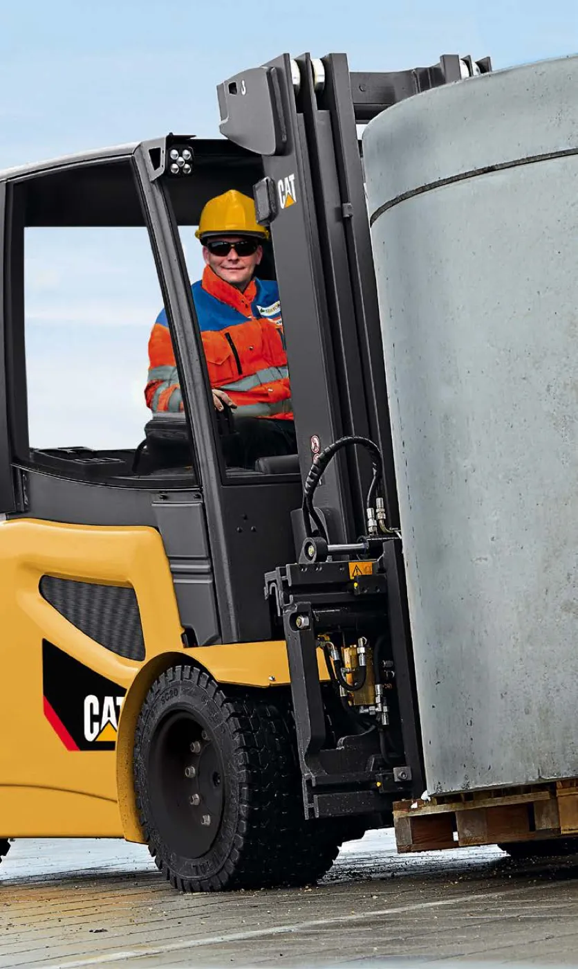 Cat® EP40-55(C)N(H) elektromos homlokvillás targoncák – 4. kép