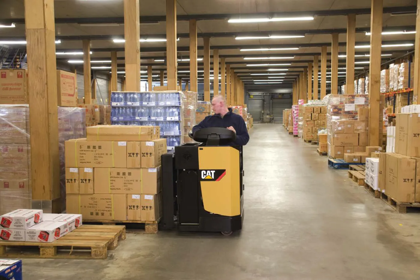 Cat® NPS20-30N2 elektromos raklapszállító targoncák – 3. kép